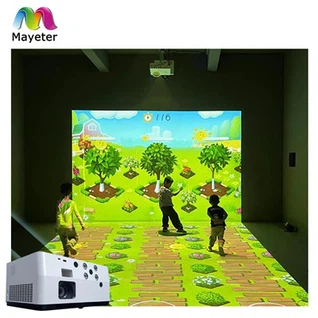 壁と床のインタラクティブプロジェクション